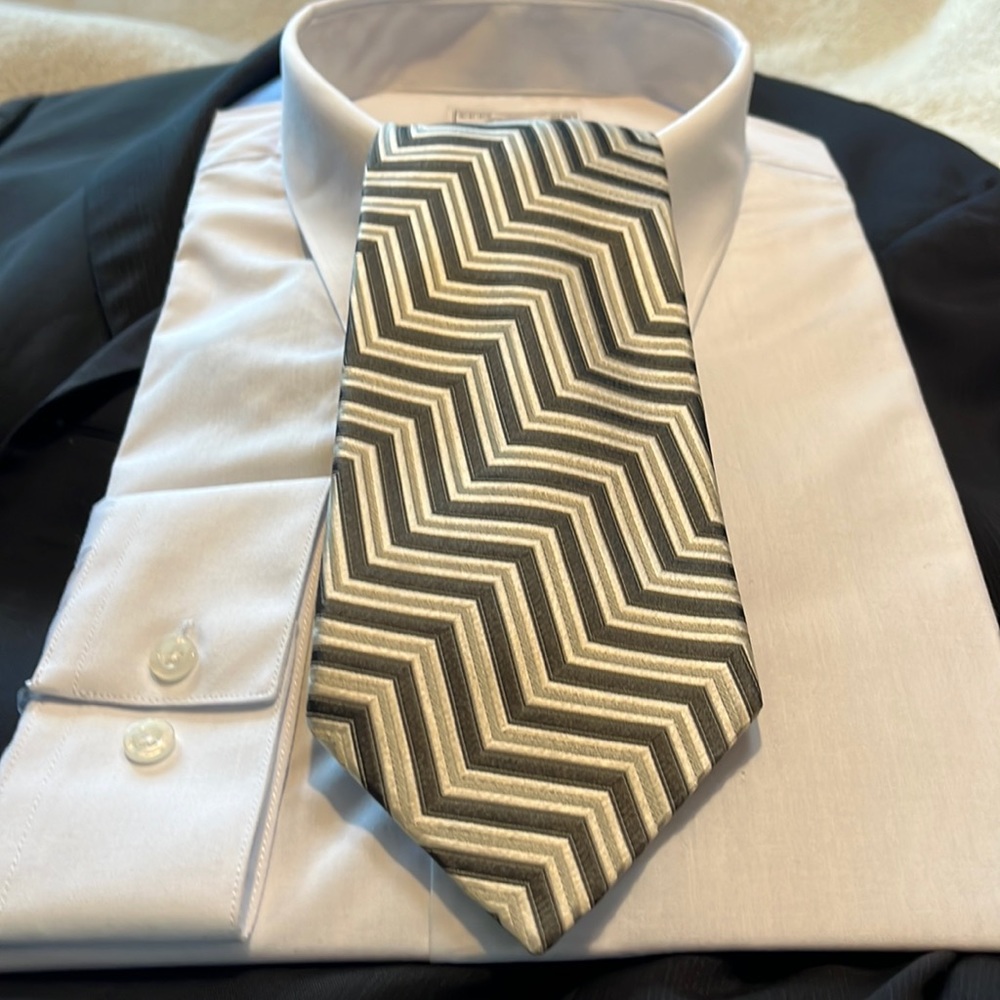 Ermenegildo Zegna: Zig Zag design; colors: Cream, Silver, and Grey